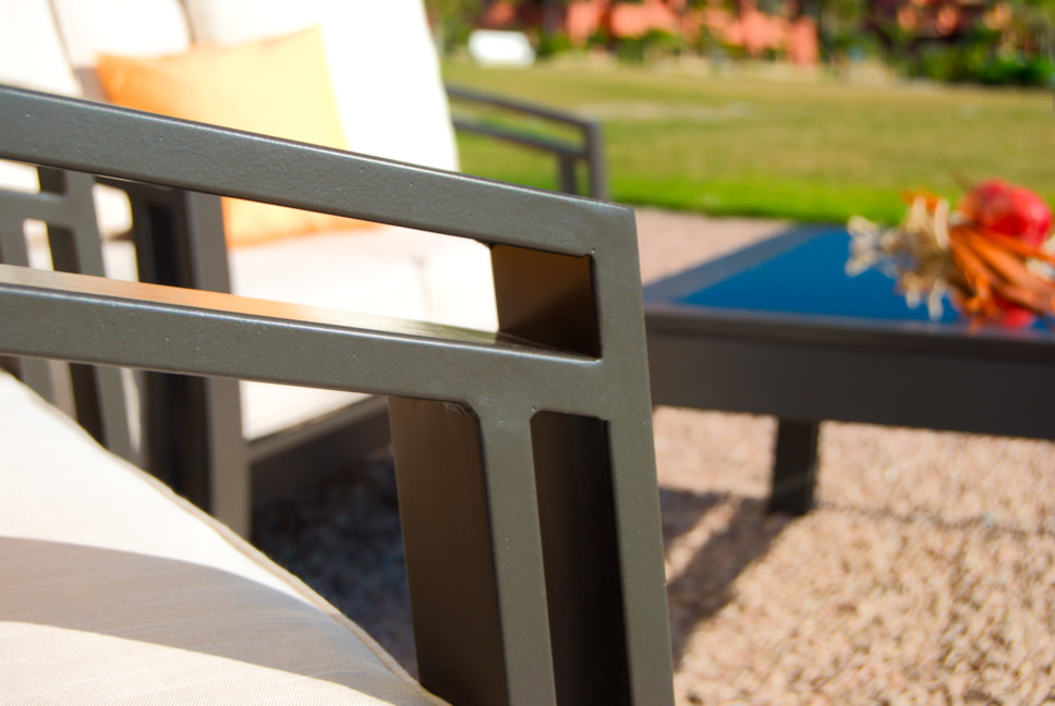Detalle de sillón aluminio NEWAVE diseñado y fabricado en españa por ns-international